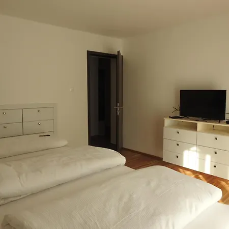 Harmonia Vendeghaz, Klima, Kerekparos Barat Szallashely * Bükkszék